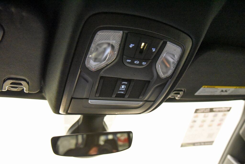 2020 Ram 1500 Big Horn/Lone Star Akron