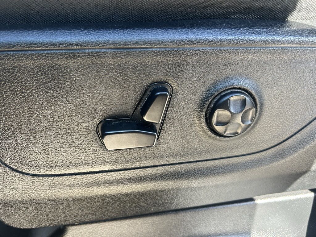 2020 Ram 1500 Big Horn/Lone Star Crestwood KY