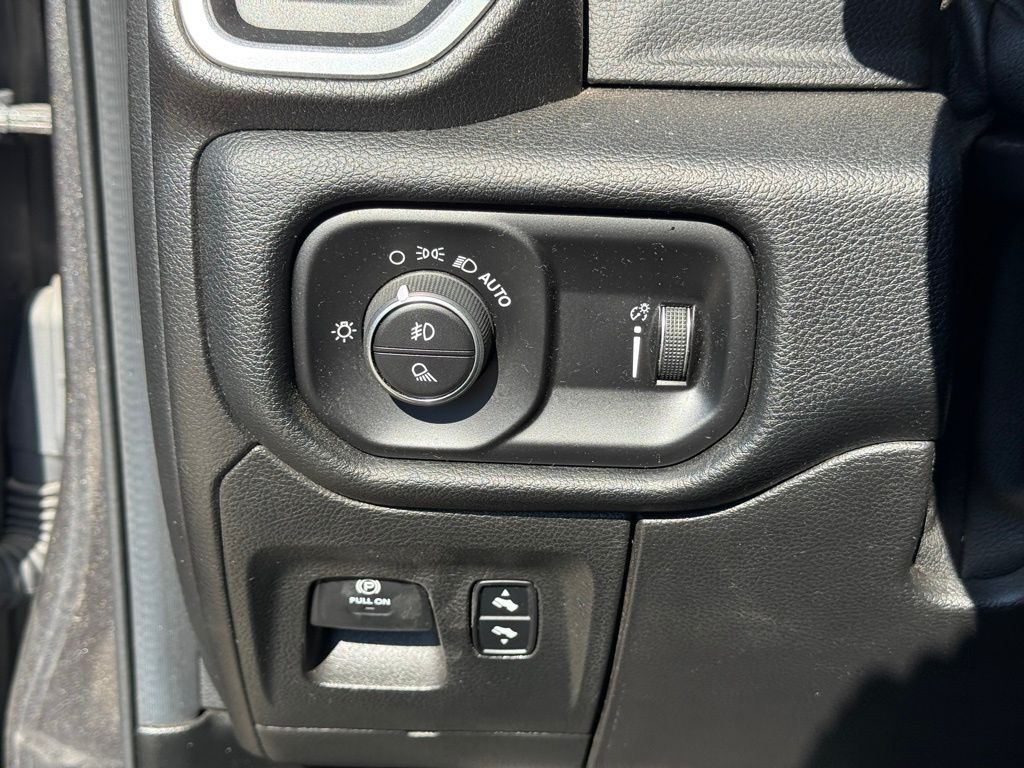 2020 Ram 1500 Big Horn/Lone Star Crestwood KY