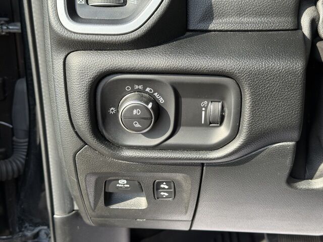 2020 Ram 1500 Big Horn/Lone Star Crestwood KY