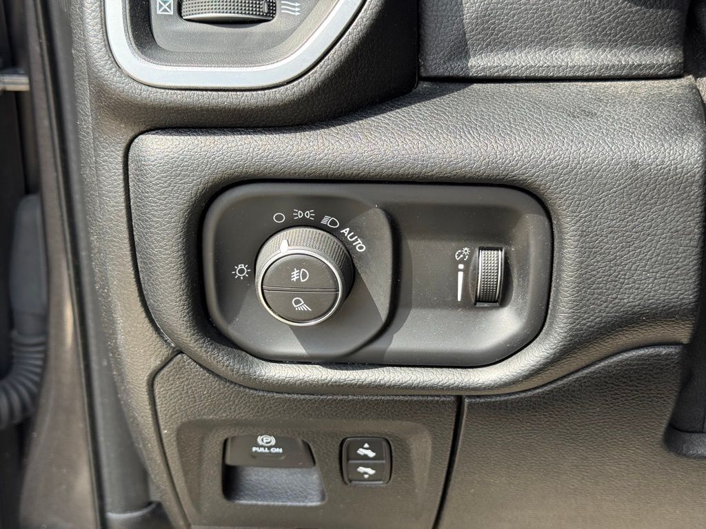 2020 Ram 1500 Big Horn/Lone Star Crestwood KY