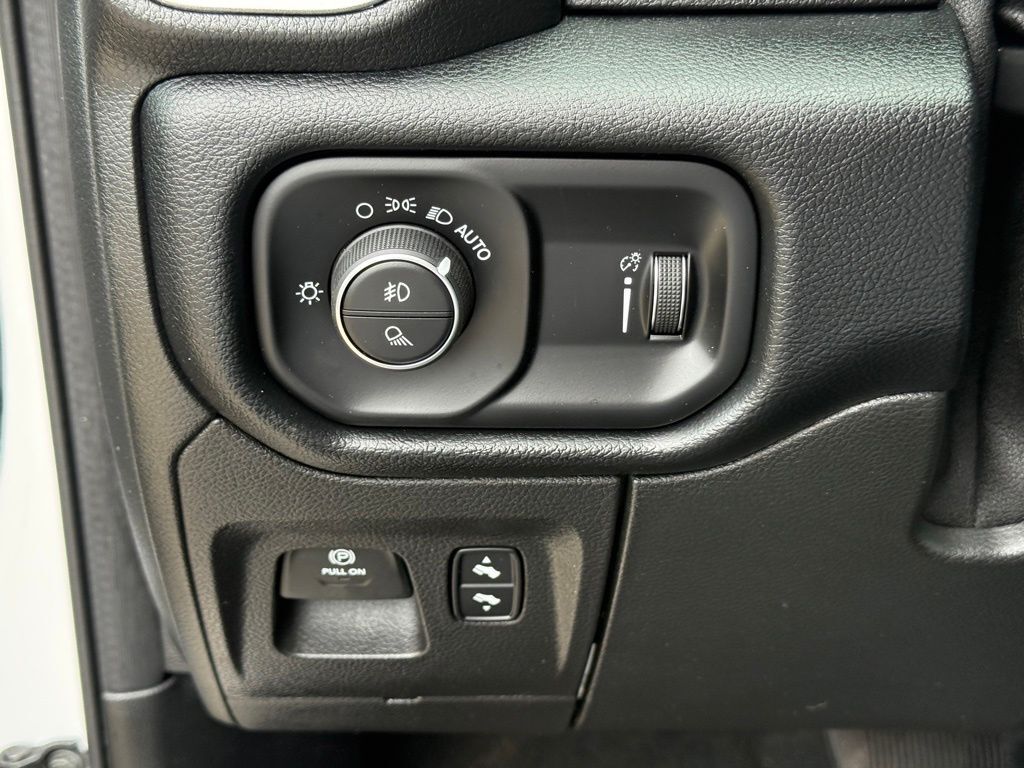 2020 Ram 1500 Big Horn/Lone Star Crestwood KY