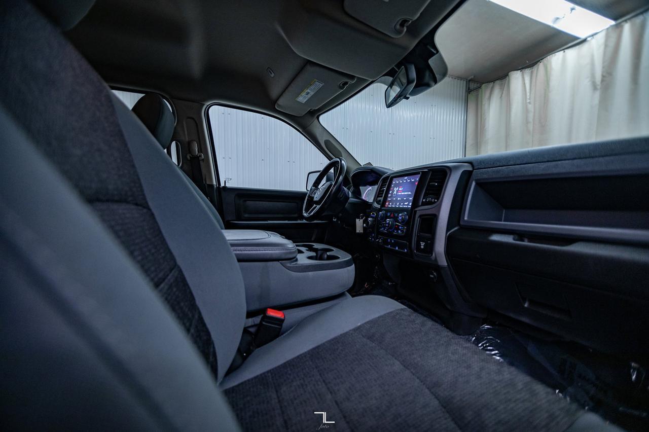 2020 Ram 1500 Classic 4x4 Crew Cab Express BCam Red Deer AB