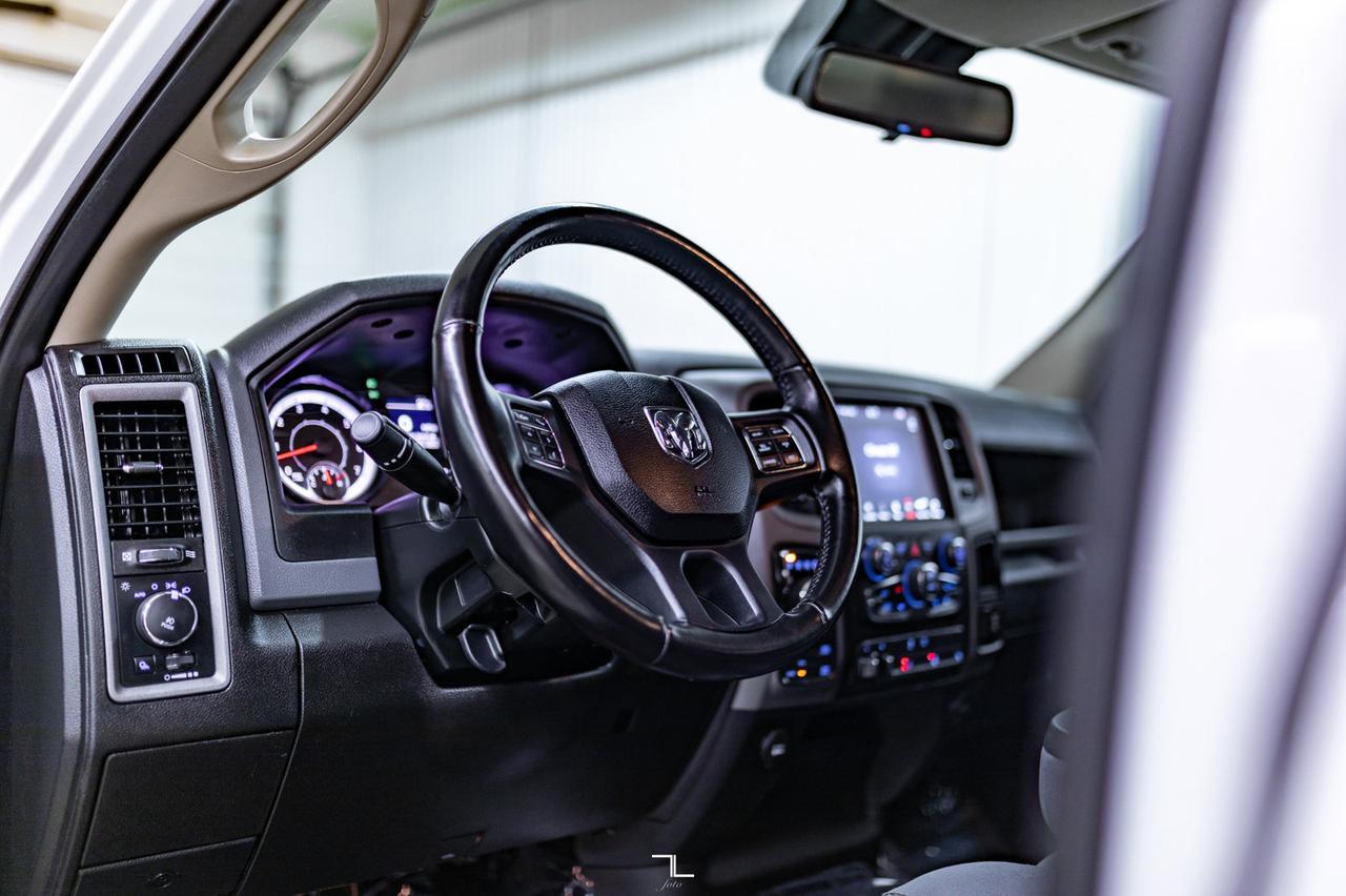 2020 Ram 1500 Classic 4x4 Crew Cab Express BCam Red Deer AB