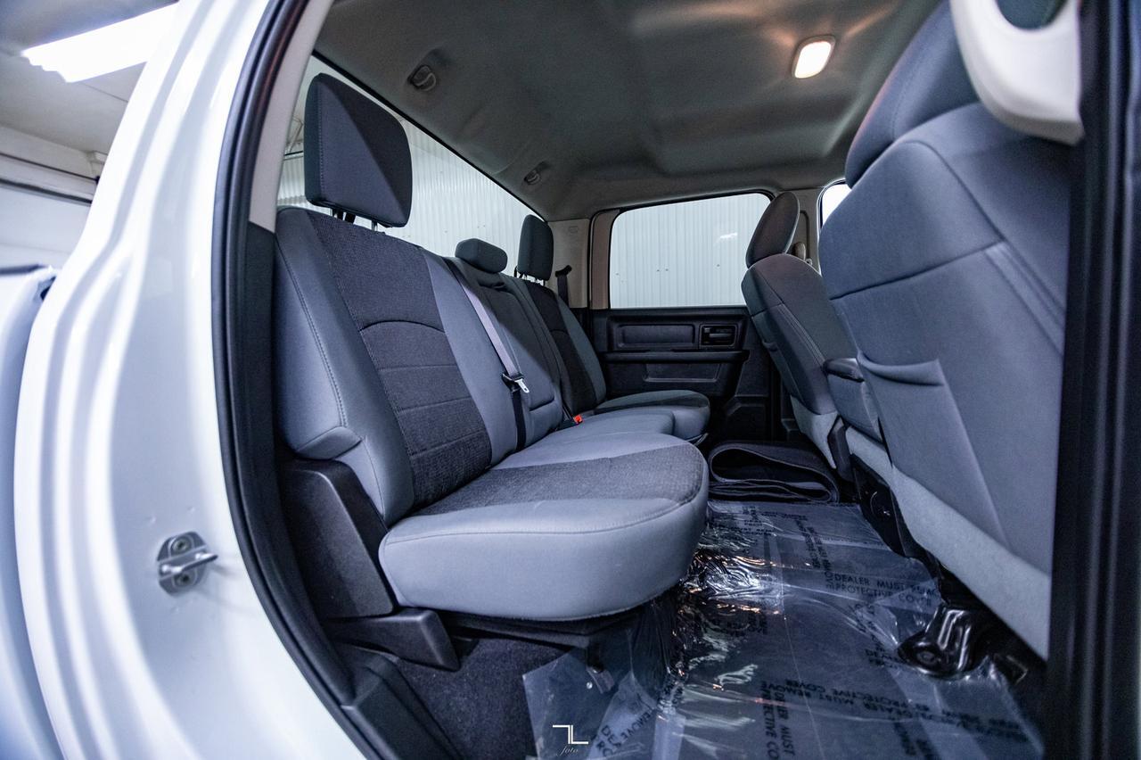 2020 Ram 1500 Classic 4x4 Crew Cab Express BCam Red Deer AB