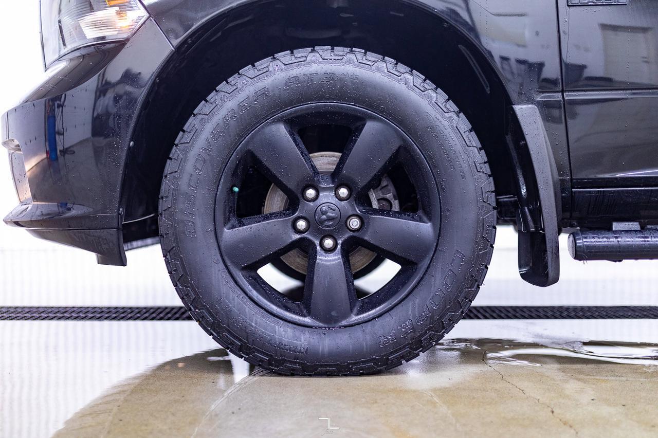 2020 Ram 1500 Classic 4x4 Crew Cab Express BCam Red Deer AB