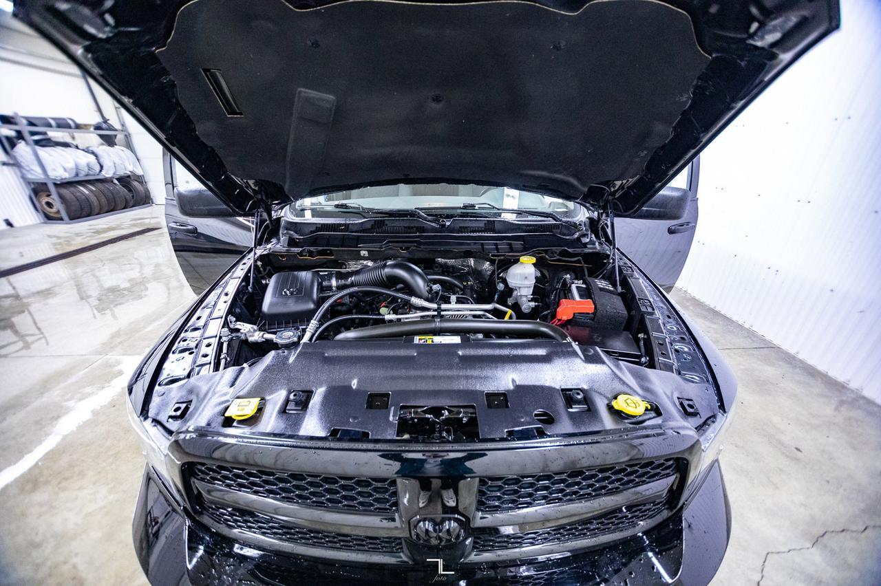 2020 Ram 1500 Classic 4x4 Crew Cab Express BCam Red Deer AB