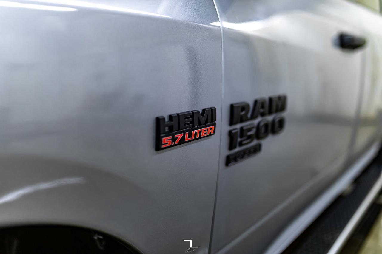 2020 Ram 1500 Classic 4x4 Crew Cab Express BCam Red Deer AB