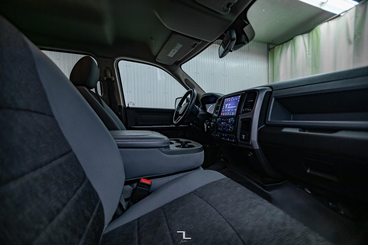 2020 Ram 1500 Classic 4x4 Crew Cab Express BCam Red Deer AB