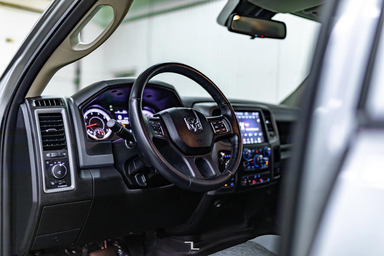 2020 Ram 1500 Classic 4x4 Crew Cab Express BCam Red Deer AB