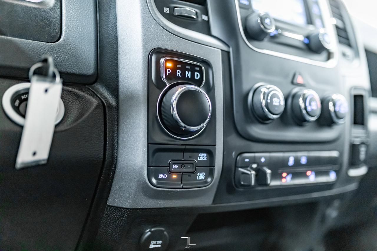 2020 Ram 1500 Classic 4x4 Crew Cab Express Black BCam Red Deer AB