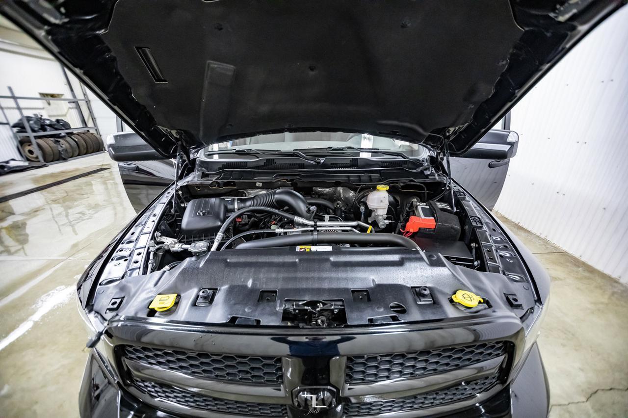 2020 Ram 1500 Classic 4x4 Crew Cab Express Black BCam Red Deer AB