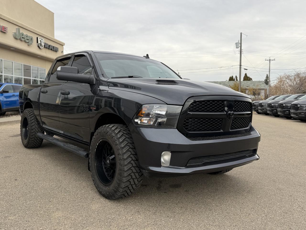 2020 Ram 1500 Classic Night Edition Crew Cab 4x4 | HEMI V8 | Heated Seats | Remote Start Redwater AB