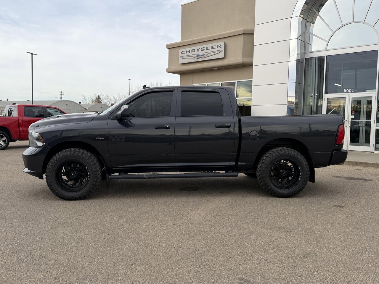 2020 Ram 1500 Classic Night Edition Crew Cab 4x4 | HEMI V8 | Heated Seats | Remote Start Redwater AB