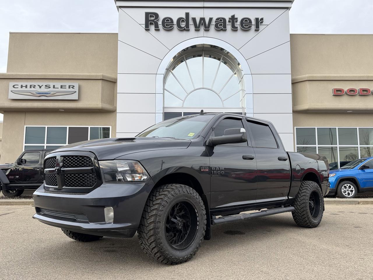 2020 Ram 1500 Classic Night Edition Crew Cab 4x4 | HEMI V8 | Heated Seats | Remote Start