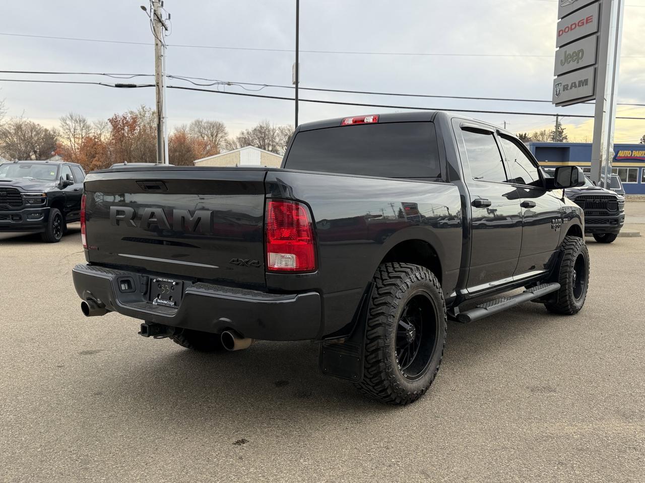 2020 Ram 1500 Classic Night Edition Crew Cab 4x4 | HEMI V8 | Heated Seats | Remote Start Redwater AB
