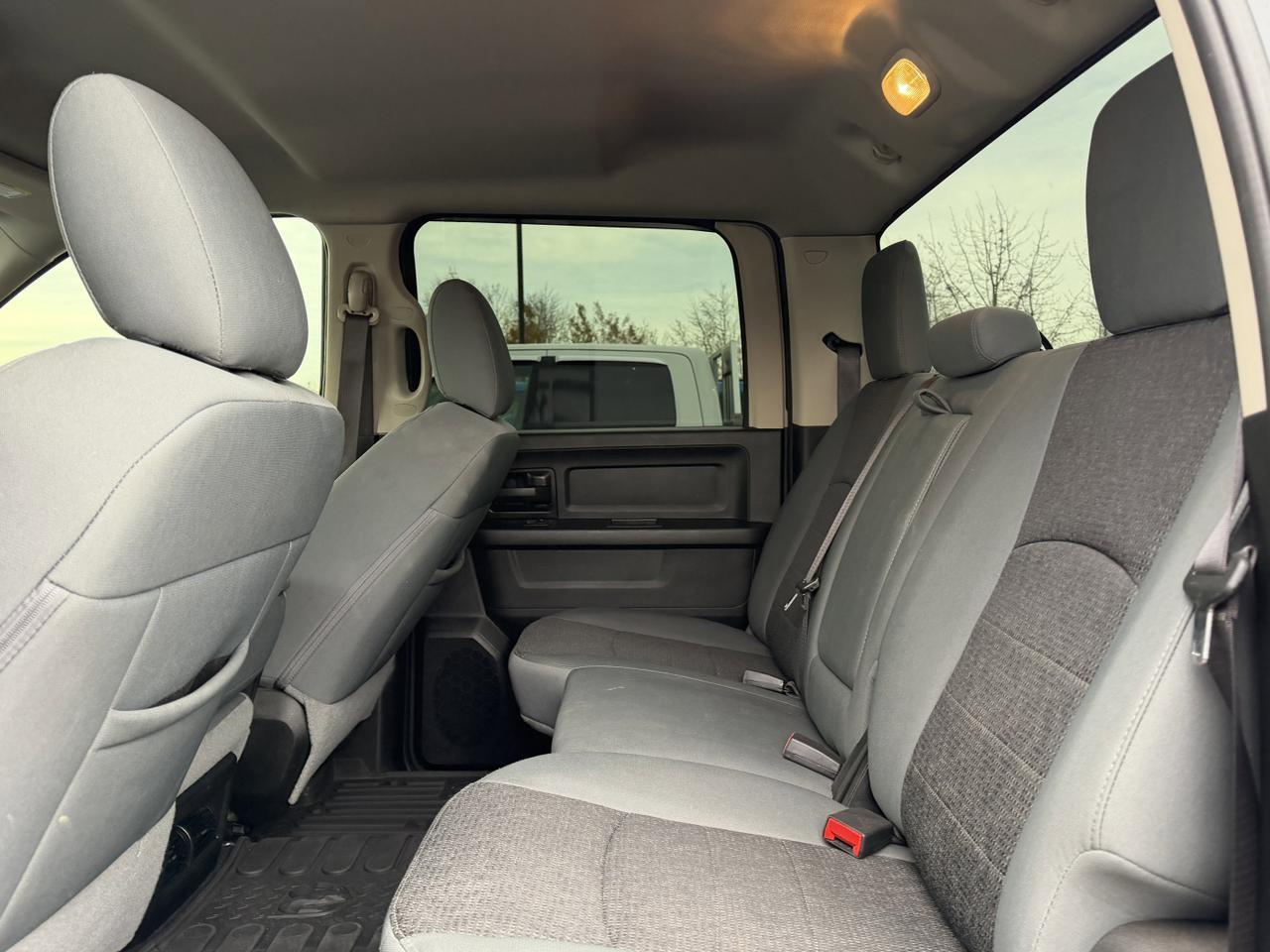2020 Ram 1500 Classic Night Edition Crew Cab 4x4 | HEMI V8 | Heated Seats | Remote Start Redwater AB
