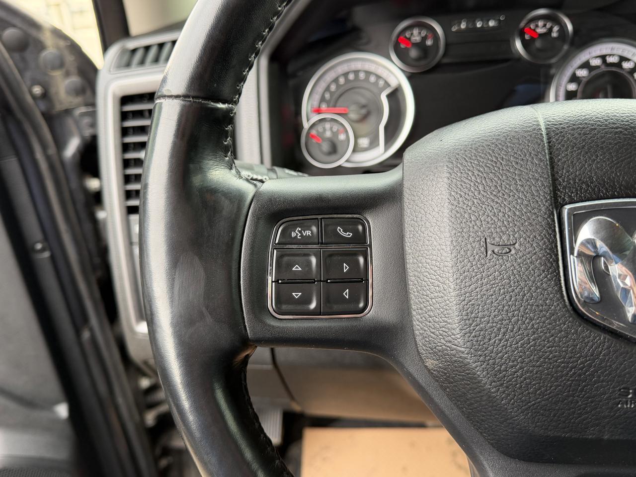 2020 Ram 1500 Classic Night Edition Crew Cab 4x4 | HEMI V8 | Heated Seats | Remote Start Redwater AB