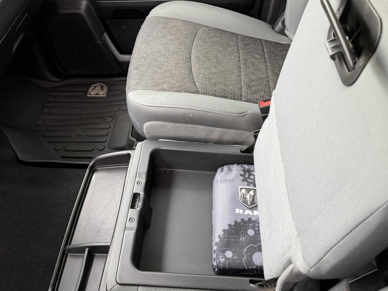 2020 Ram 1500 Classic Night Edition Crew Cab 4x4 | HEMI V8 | Heated Seats | Remote Start Redwater AB