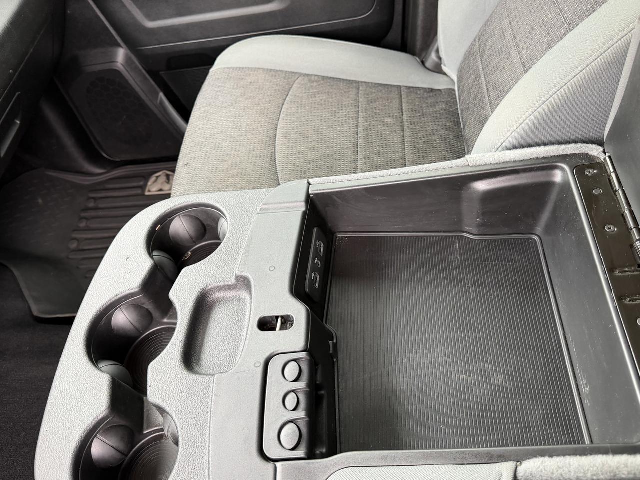 2020 Ram 1500 Classic Night Edition Crew Cab 4x4 | HEMI V8 | Heated Seats | Remote Start Redwater AB