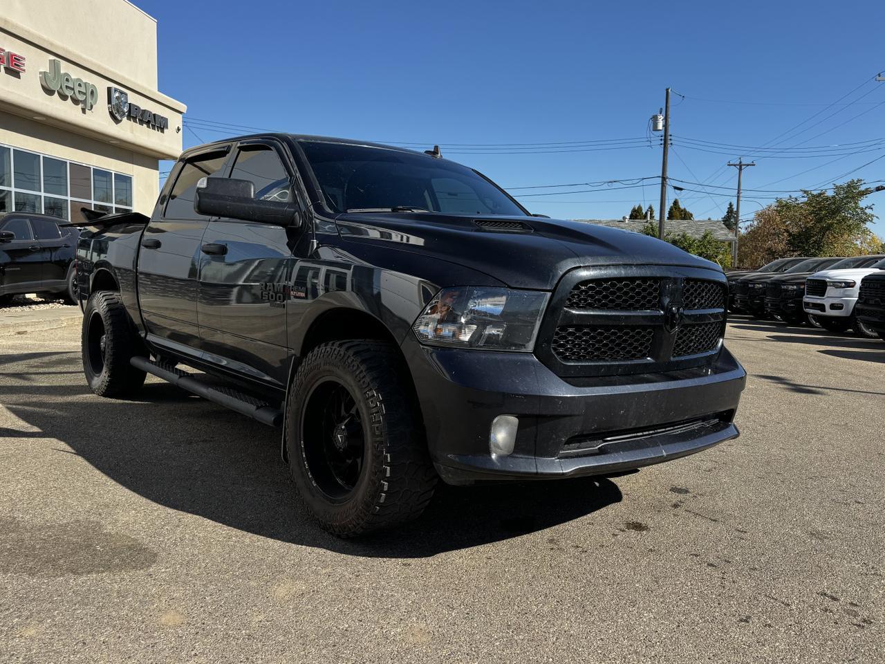 2020 Ram 1500 Classic Night Edition Crew Cab 4x4 | Rig Ready Ram | HEMI V8 | Heated Seats | Remote Start Redwater AB