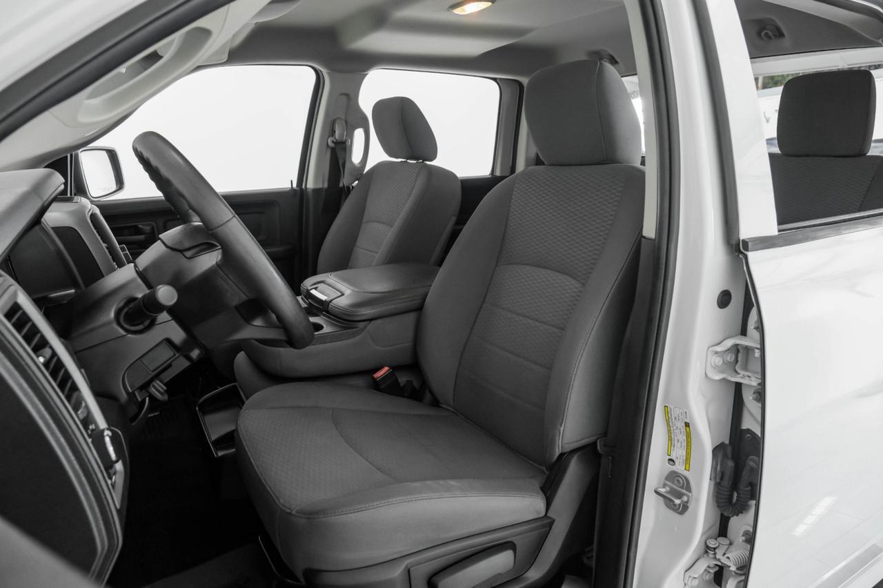 2020 Ram 1500 Classic TRADESMAN CREW CAB 5.7L HEMI AUTOMATIC REAR CAMERA BLUETOOTH CRUISE ALLOY TOW HITCH Carrollton TX