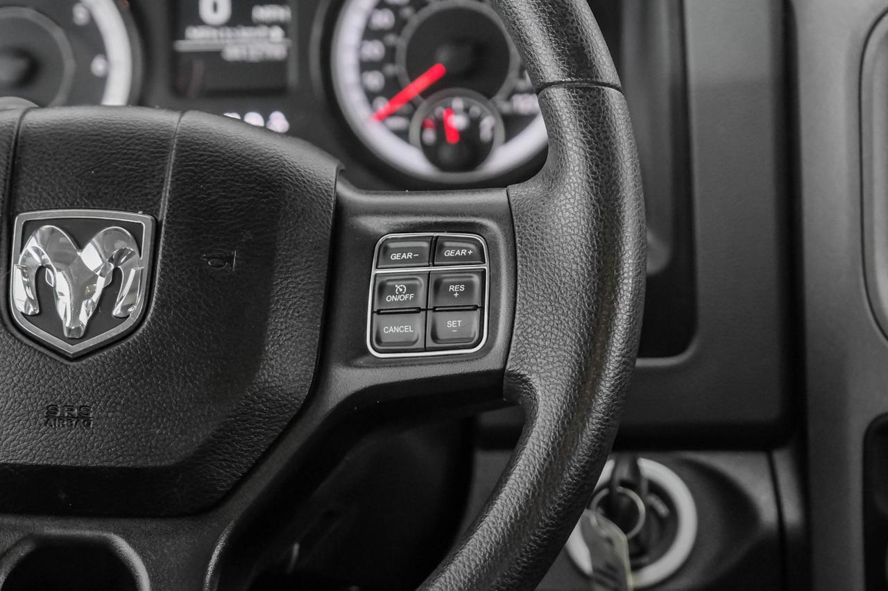 2020 Ram 1500 Classic TRADESMAN CREW CAB 5.7L HEMI AUTOMATIC REAR CAMERA BLUETOOTH CRUISE ALLOY TOW HITCH Carrollton TX