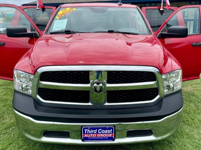 2020 Ram 1500 Classic Tradesman Crew Cab 4x2 5&apos;7 Box