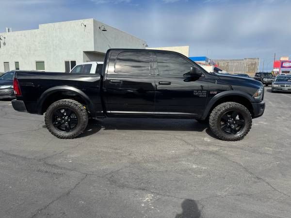 2020 Ram 1500 Classic Warlock Crew Cab 4x4 5&apos;7 Box