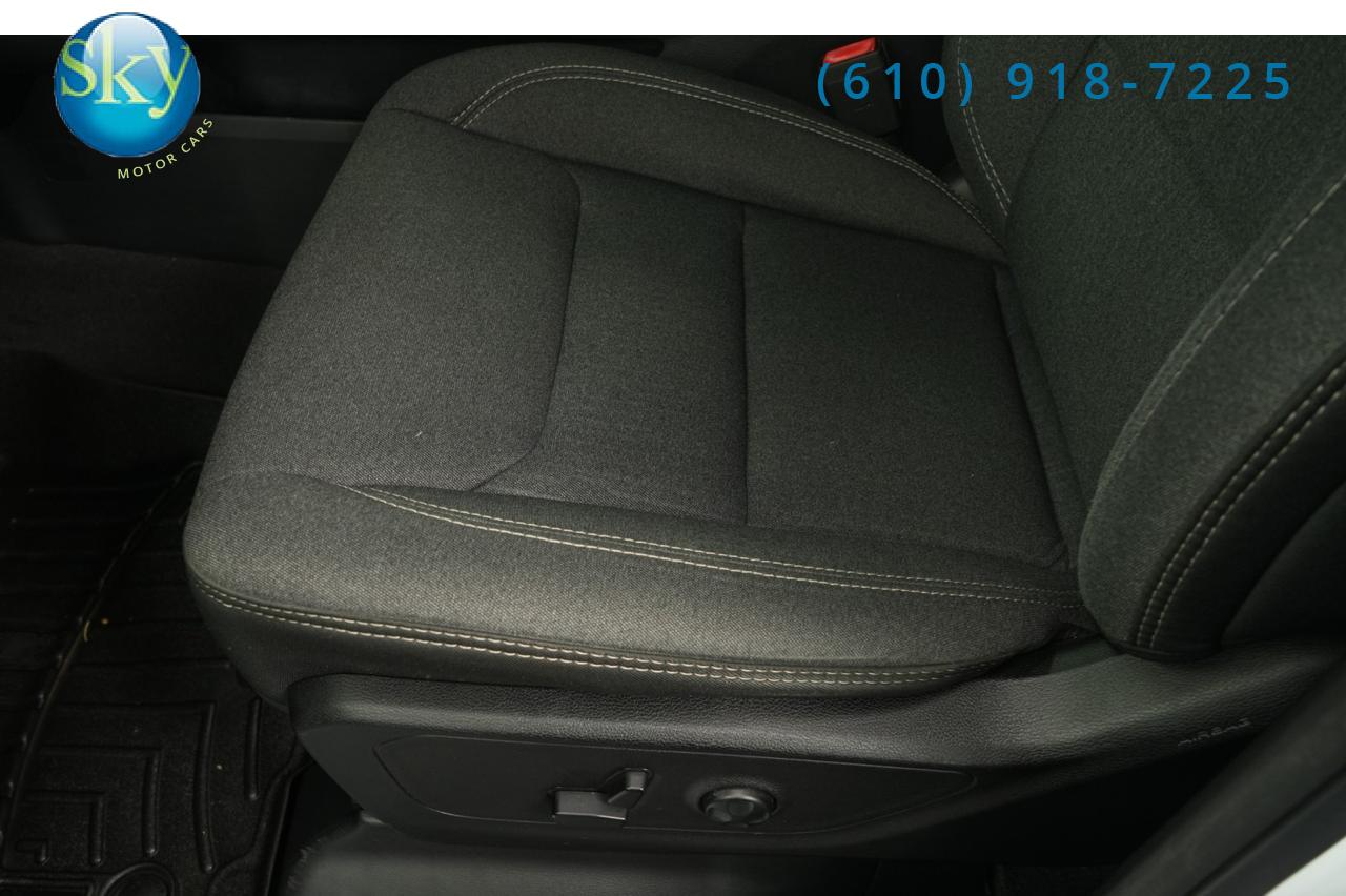 2020 Ram 1500 Crew Cab 4WD Big Horn NIGHT EDITION LEVEL 2 West Chester PA