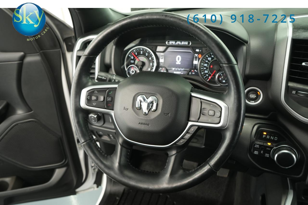 2020 Ram 1500 Crew Cab 4WD Big Horn NIGHT EDITION LEVEL 2 West Chester PA