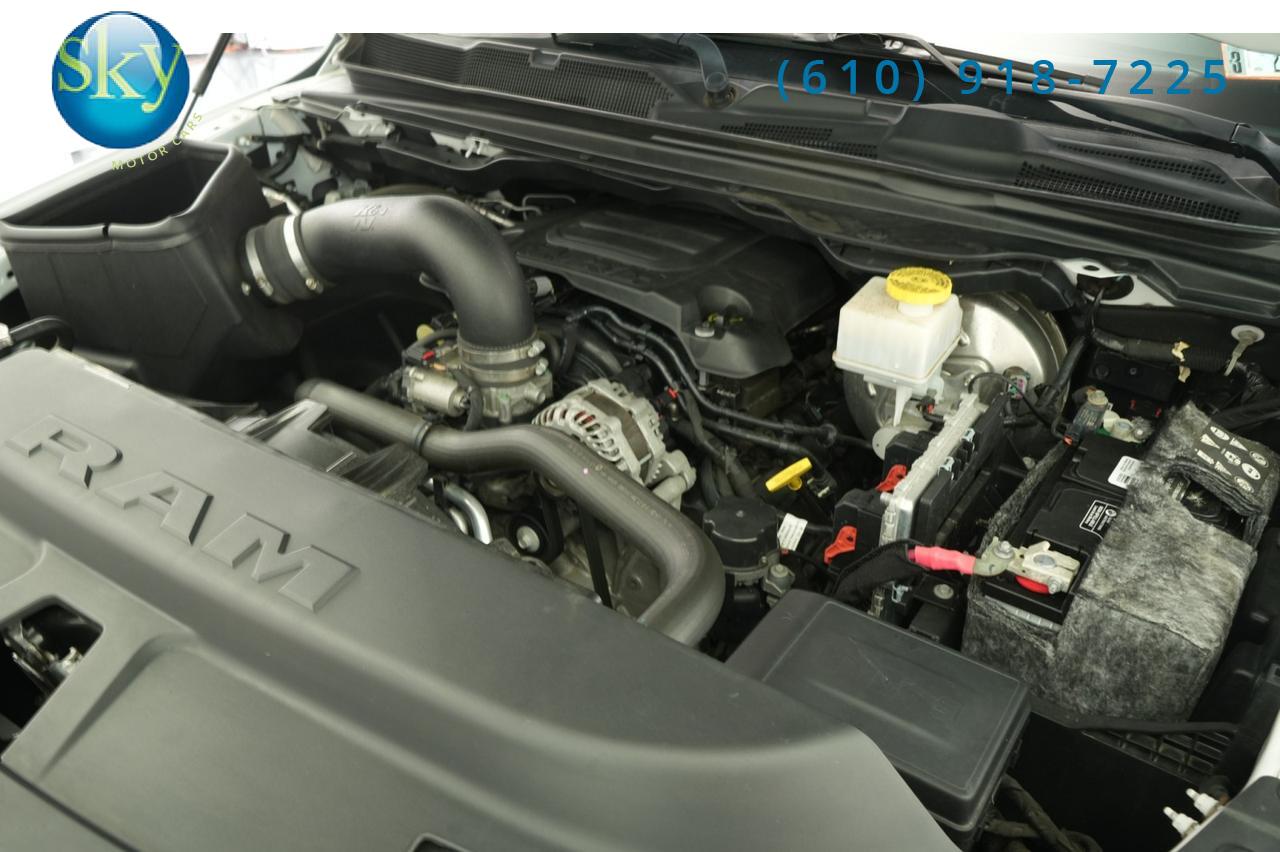 2020 Ram 1500 Crew Cab 4WD Big Horn NIGHT EDITION LEVEL 2 West Chester PA