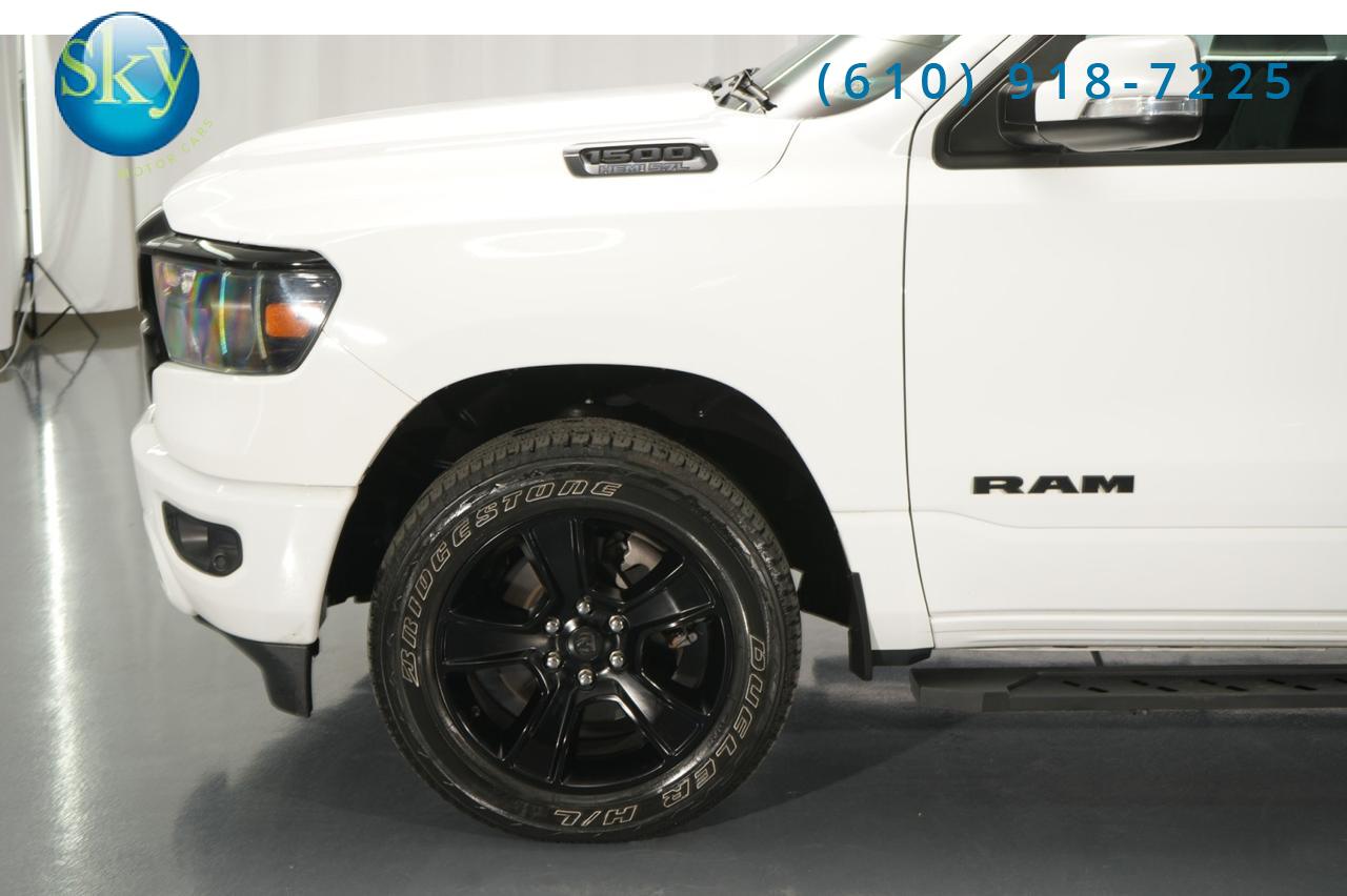 2020 Ram 1500 Crew Cab 4WD Big Horn NIGHT EDITION LEVEL 2 West Chester PA