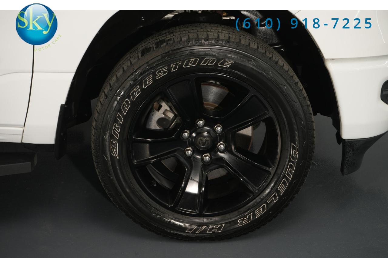 2020 Ram 1500 Crew Cab 4WD Big Horn NIGHT EDITION LEVEL 2 West Chester PA