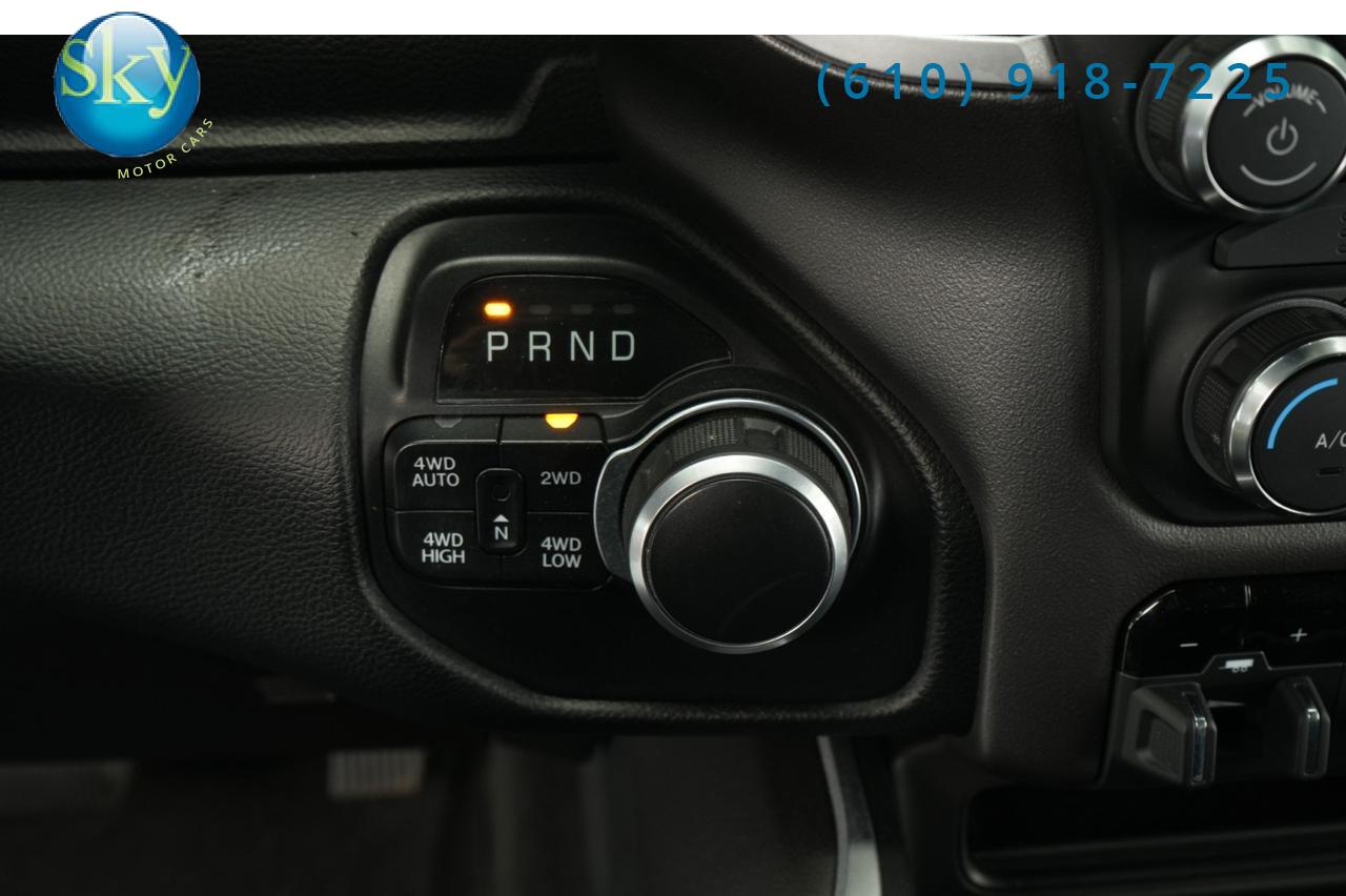 2020 Ram 1500 Crew Cab 4WD Big Horn NIGHT EDITION LEVEL 2 West Chester PA