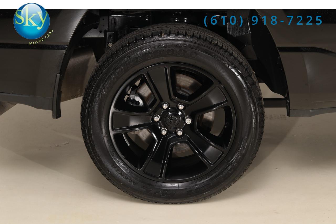 2020 Ram 1500 Crew Cab 4WD Big Horn NIGHT EDITION West Chester PA