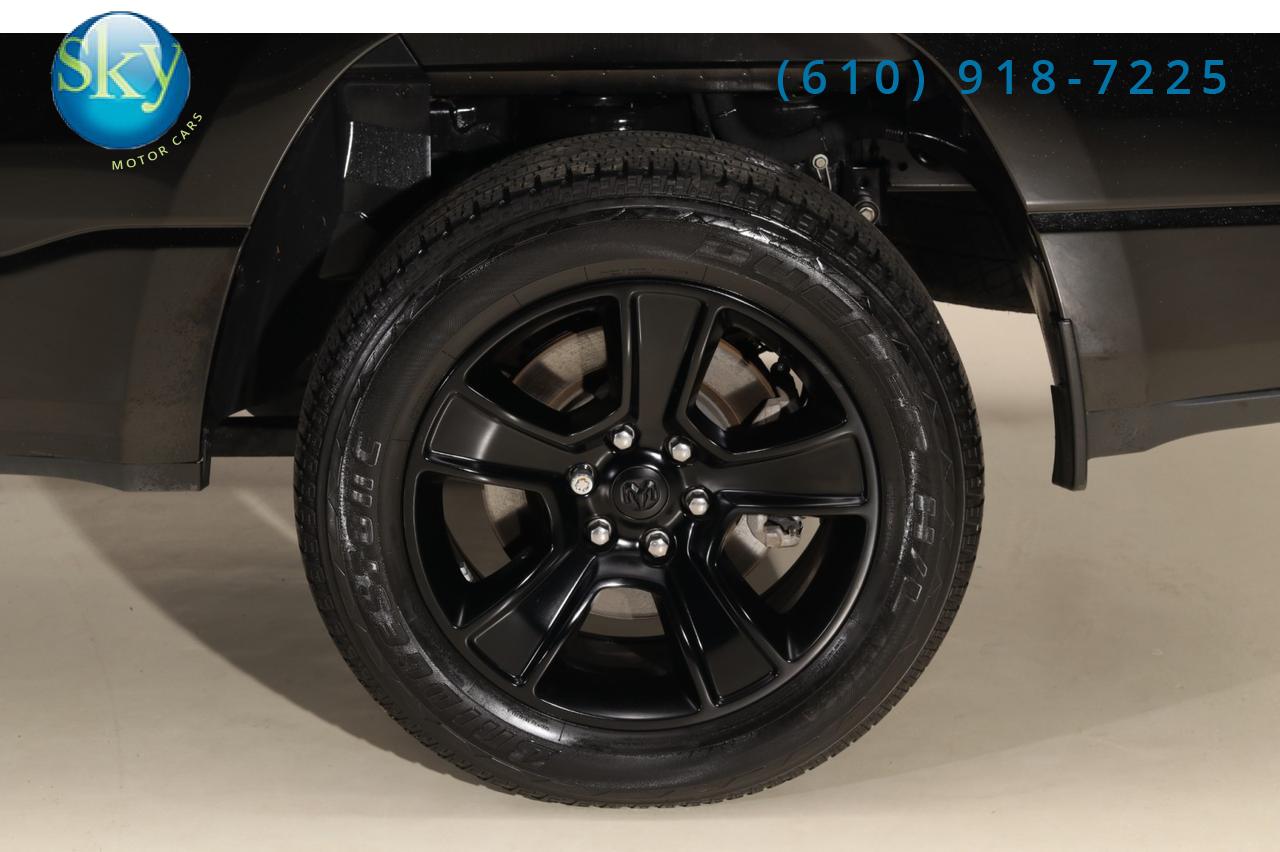 2020 Ram 1500 Crew Cab 4WD Big Horn NIGHT EDITION West Chester PA