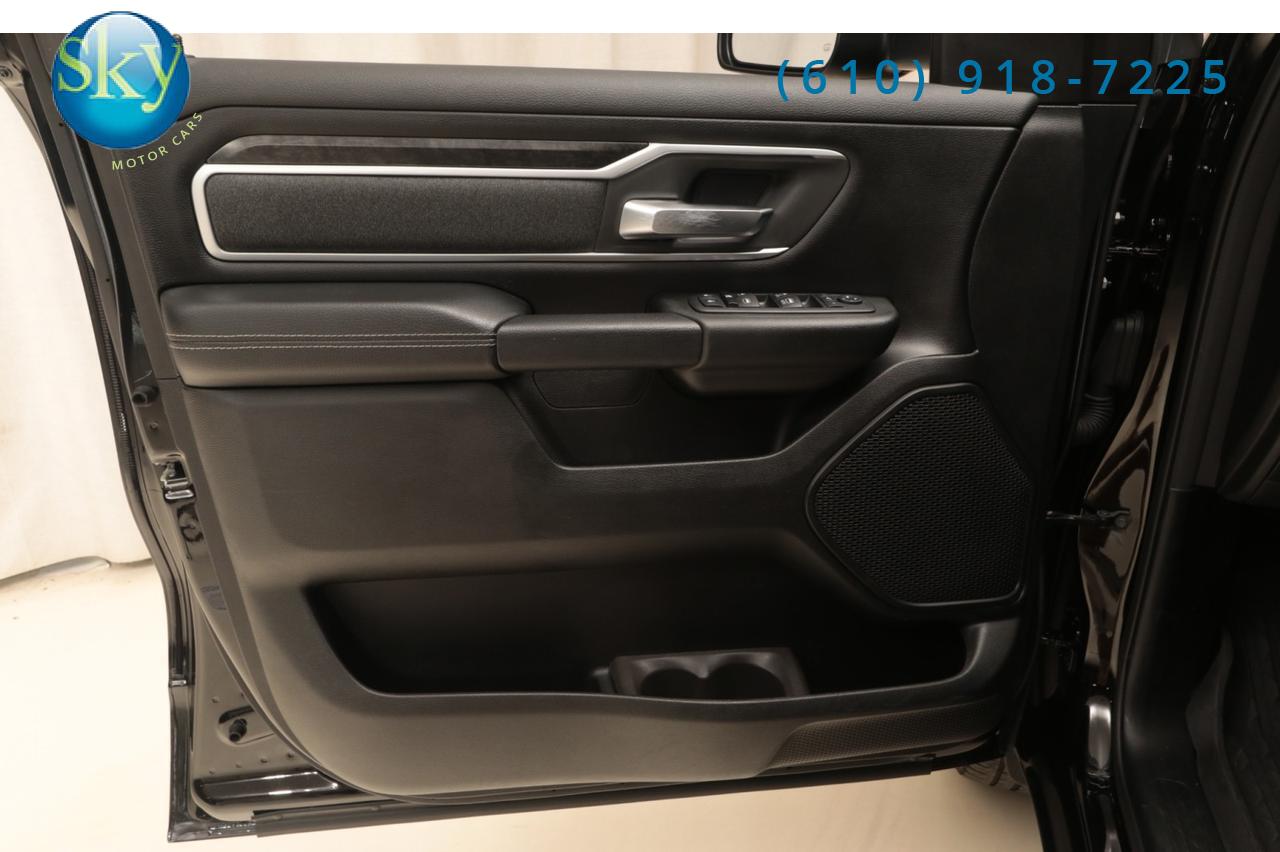2020 Ram 1500 Crew Cab 4WD Big Horn NIGHT EDITION West Chester PA