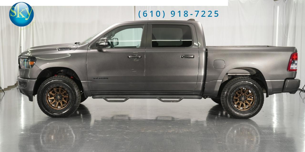 2020 Ram 1500 Crew Cab 4WD LIFTED Big Horn LEVEL 2 NIGHT EDITION V8