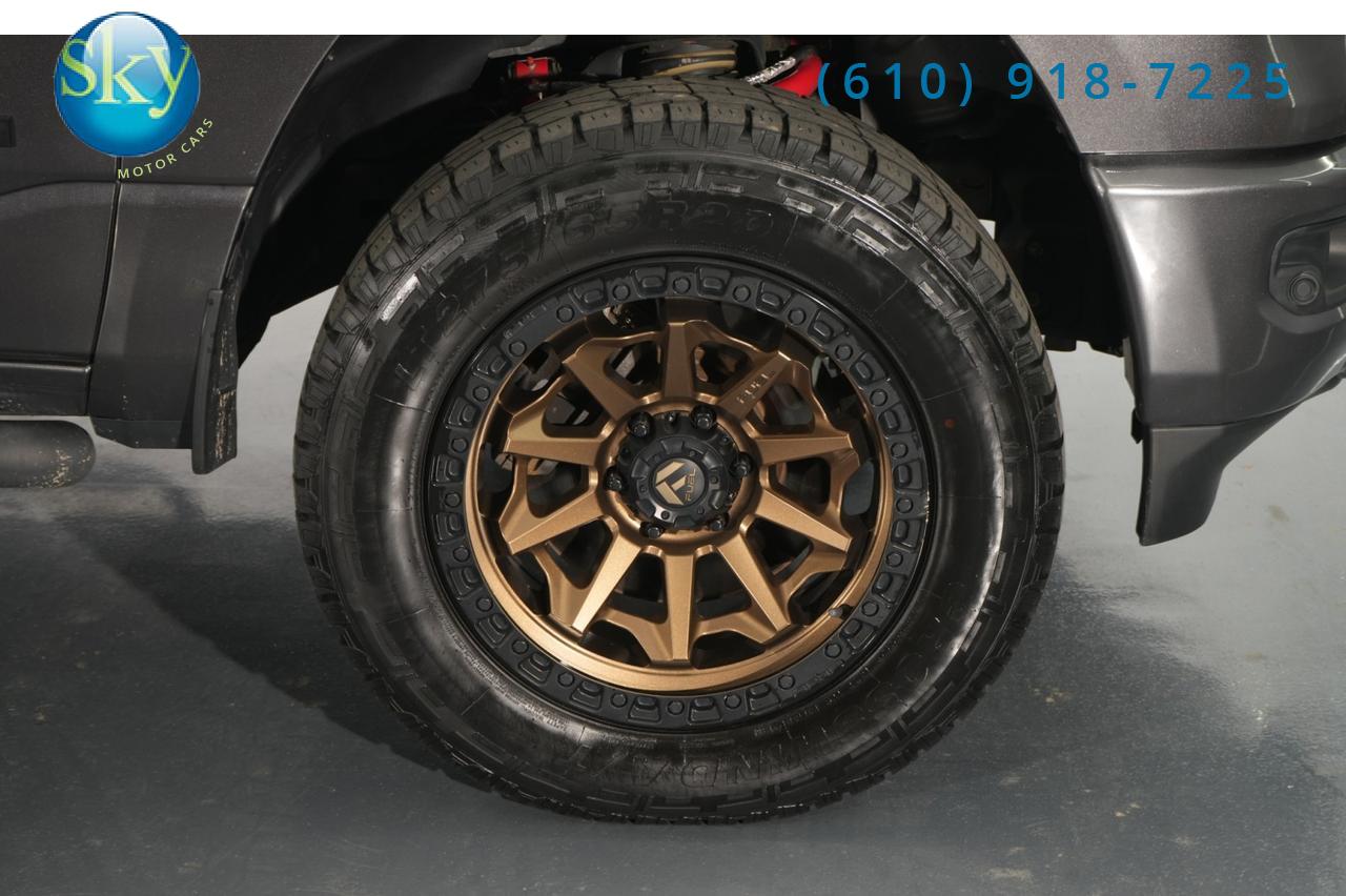 2020 Ram 1500 Crew Cab 4WD LIFTED Big Horn LEVEL 2 NIGHT EDITION V8 West Chester PA