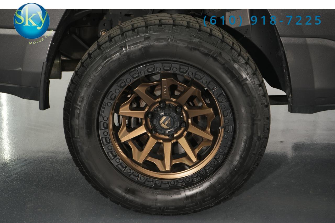 2020 Ram 1500 Crew Cab 4WD LIFTED Big Horn LEVEL 2 NIGHT EDITION V8 West Chester PA