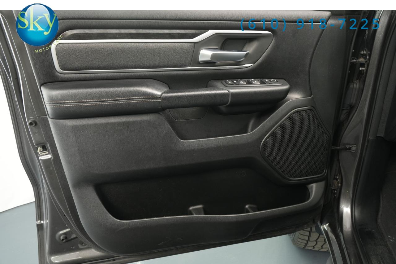 2020 Ram 1500 Crew Cab 4WD LIFTED Big Horn LEVEL 2 NIGHT EDITION V8 West Chester PA