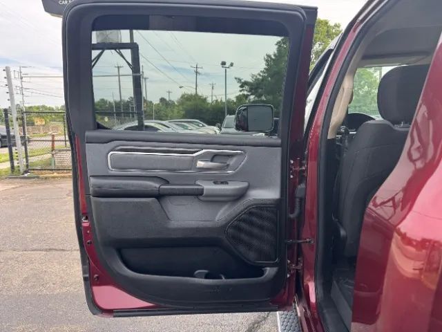 2020 Ram 1500 Crew Cab Big Horn Pickup 4D 6 1/3 ft Cincinnati OH