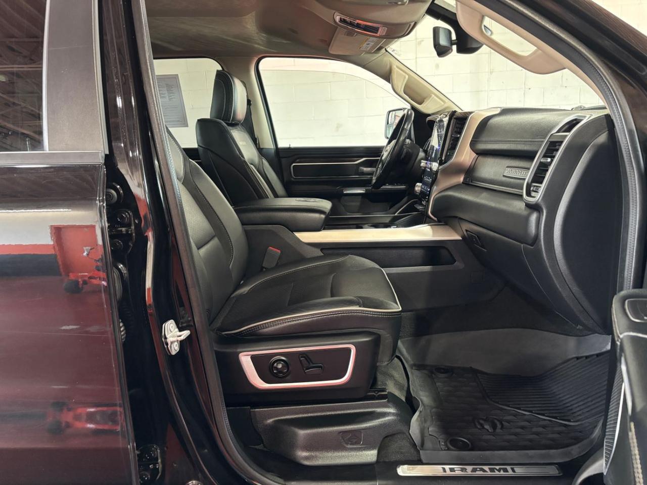 2020 Ram 1500 Laramie Crew Cab 4x4 5'7 Box Franklin OH