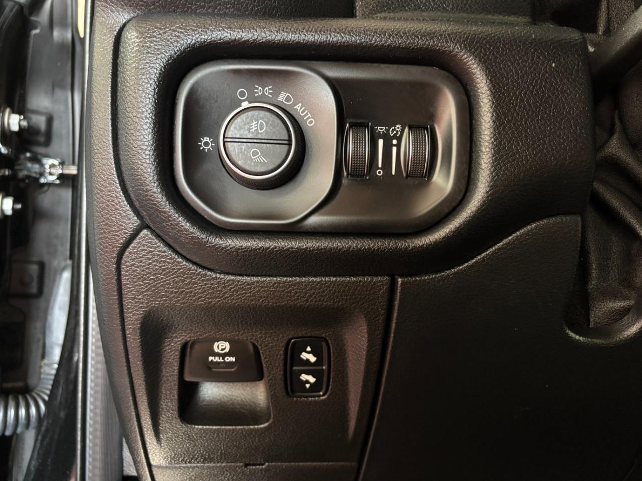 2020 Ram 1500 Laramie Crew Cab 4x4 5'7 Box Franklin OH