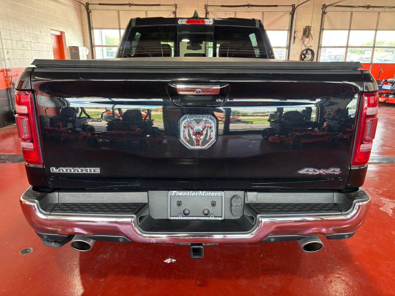 2020 Ram 1500 Laramie Crew Cab 4x4 5'7 Box Franklin OH