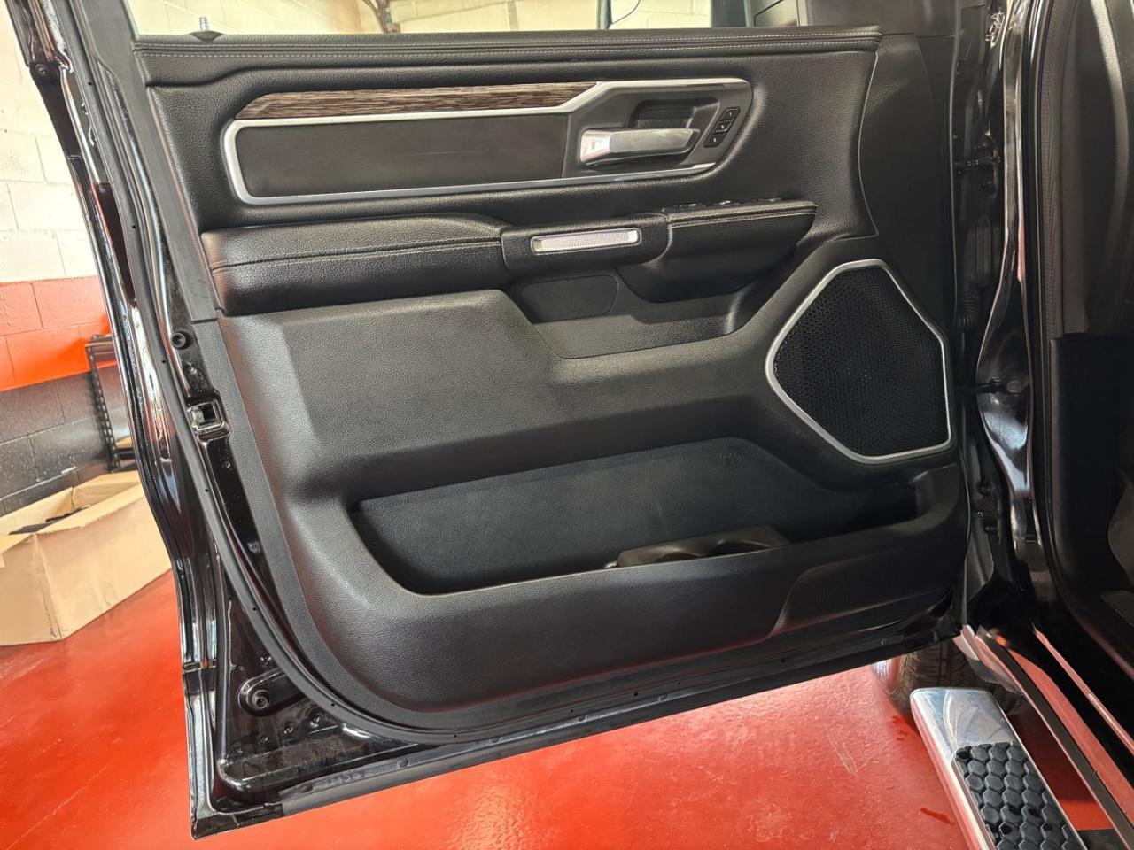 2020 Ram 1500 Laramie Crew Cab 4x4 5'7 Box Franklin OH