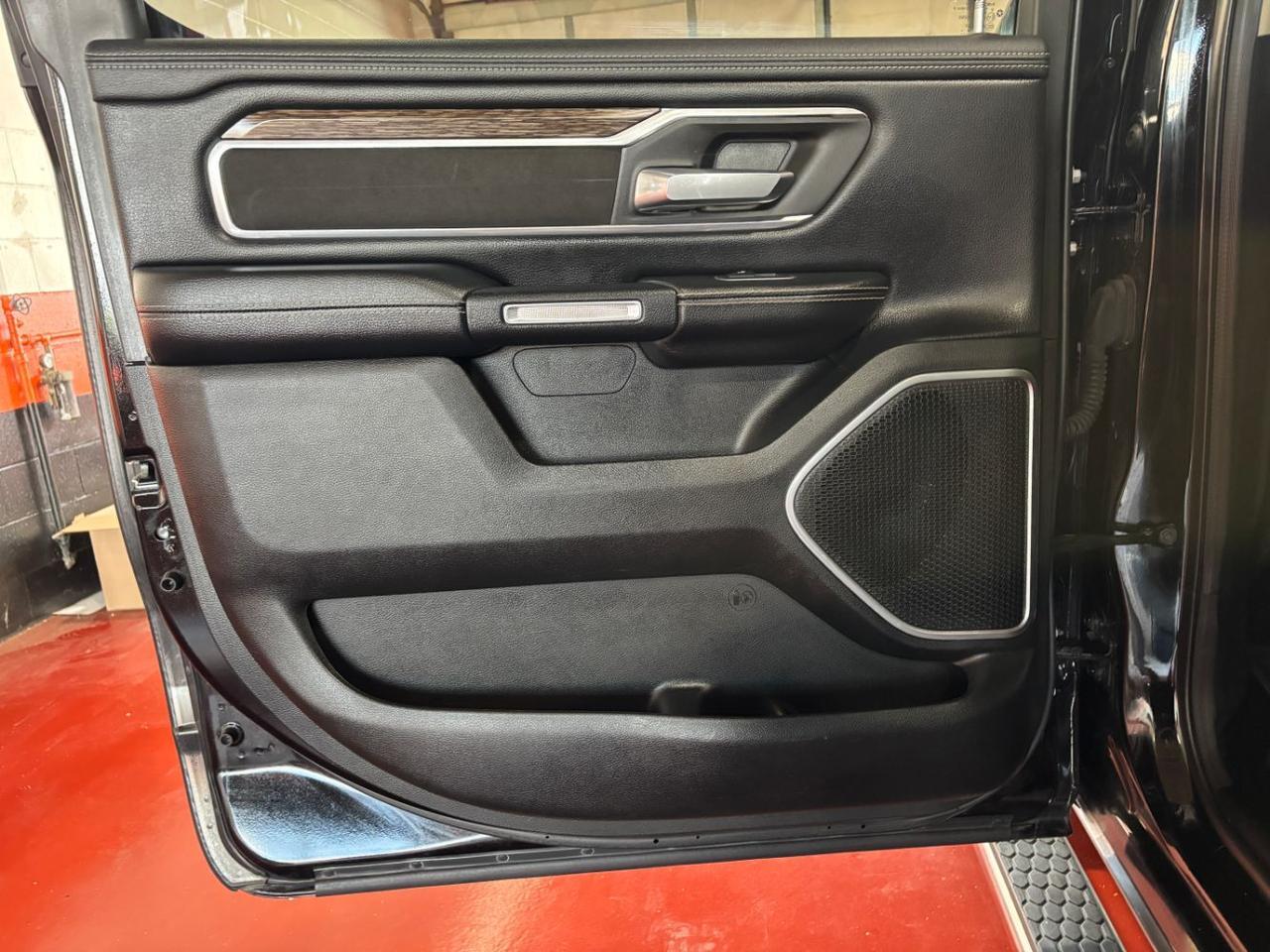 2020 Ram 1500 Laramie Crew Cab 4x4 5'7 Box Franklin OH