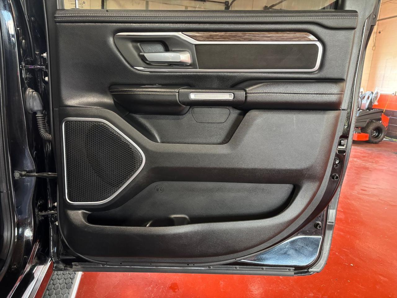 2020 Ram 1500 Laramie Crew Cab 4x4 5'7 Box Franklin OH