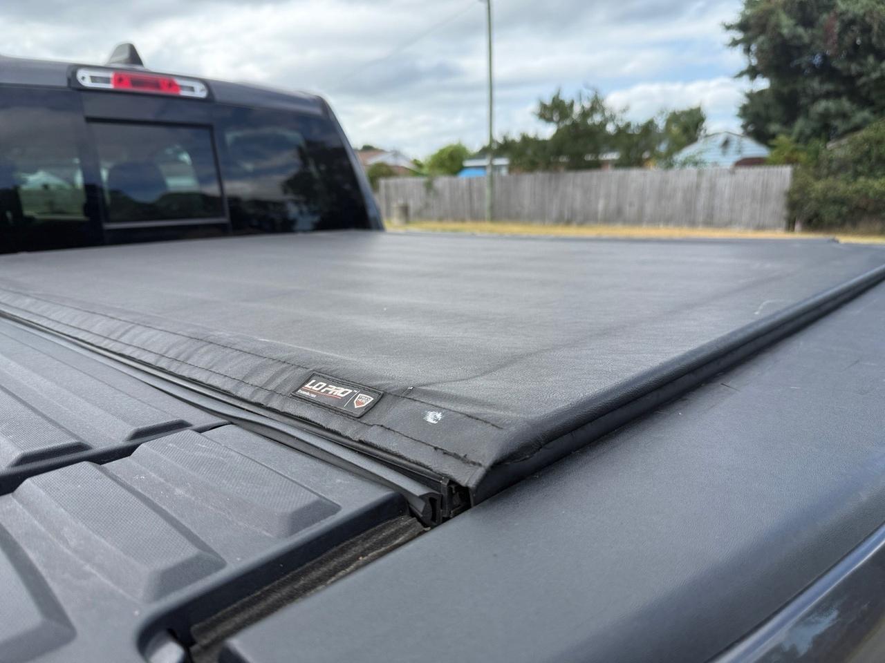 2020 Ram 1500 Laramie, HEATED AND VENTILATED FRONT SEATS, 2ND ROW IN FLOOR STORAGE BINS, REAR POWER SLIDING WINDOWS, CHROME TOW HOOKS, RUNNING BOARDS, REMOTE TAILGATE RELEASE, V8 HEMI, DONT LET YOUR DREAM TRUCK PASS YOU BY! Norfolk VA